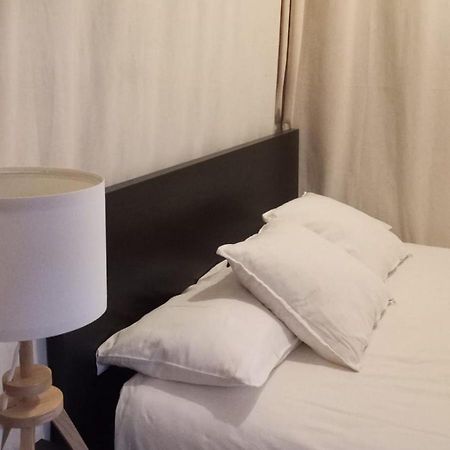 Habitacion En Casco Historico Lejlighed Sevilla Eksteriør billede